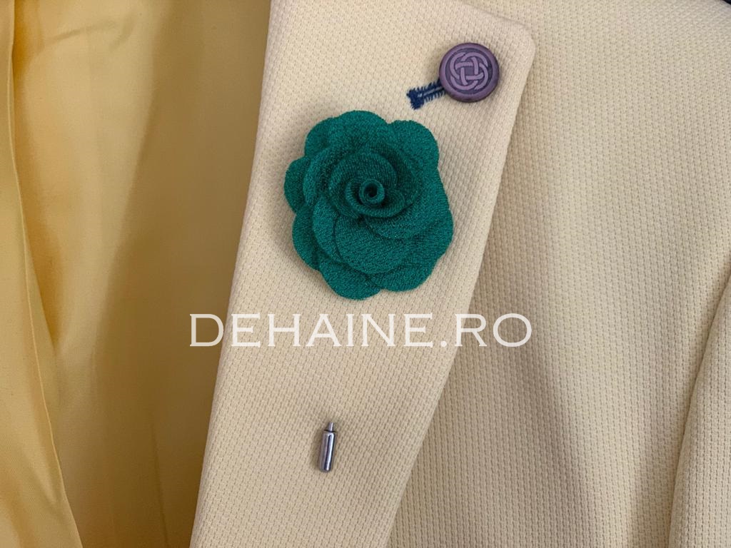 Pin sacou p1103